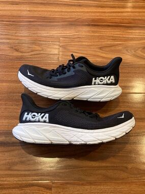 Men’s Hoka One One HOKA Arahi 7 Black White Size 11.5D